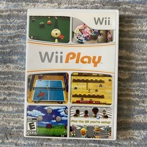 Wii Play game, like new, no scratches on cd